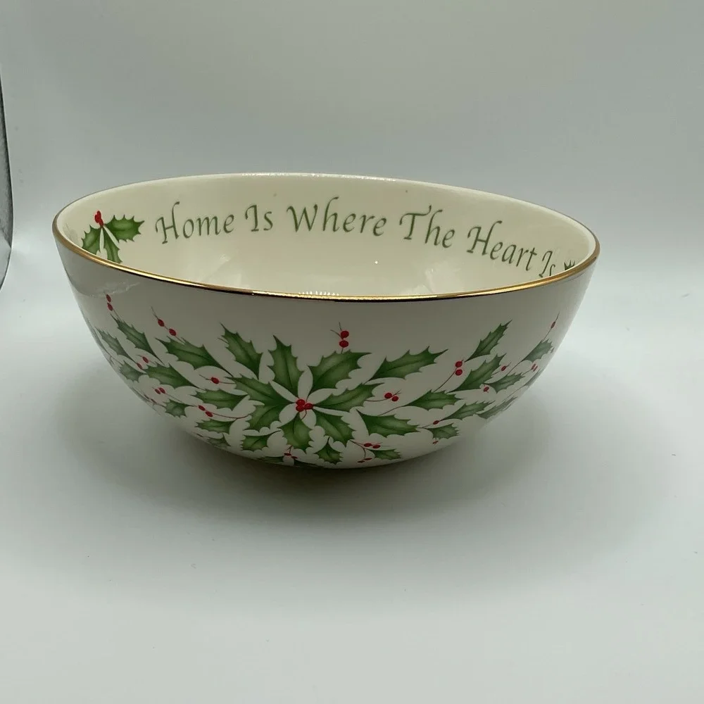 Lenox‎ Holiday Serving Bowl Home Is Where The Heart Is Sentiment Holly Berries